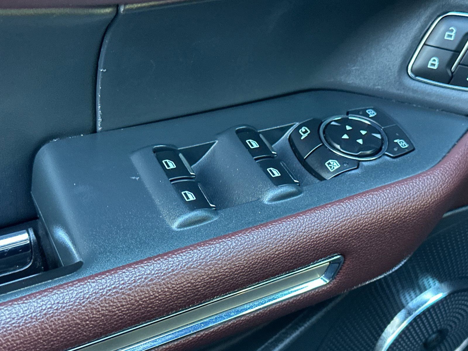 Used 2024 Ford Expedition Max Limited image 13