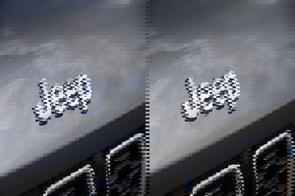 Used 2022 Jeep Grand Cherokee Limited image 17