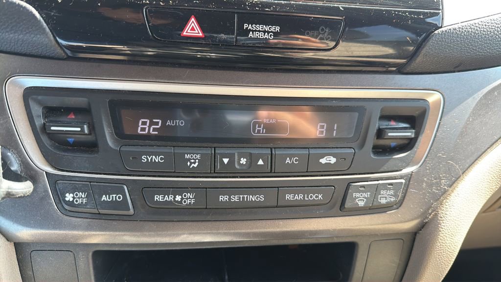 Used 2017 Honda Pilot EX image 21