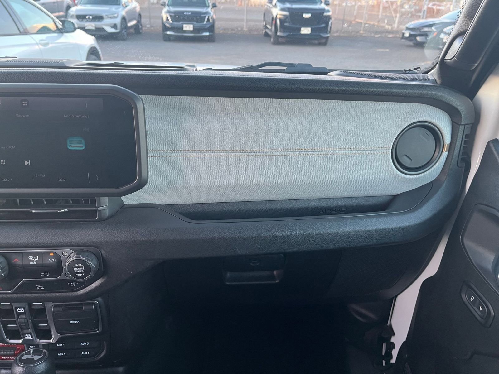 Used 2025 Jeep Wrangler Unlimited Sport AWD/4WD image 36