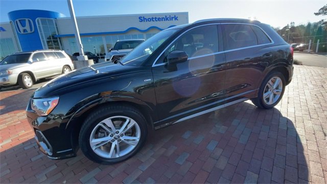 Used 2020 Audi Q3 2.0T Premium w/ Convenience Package image 6