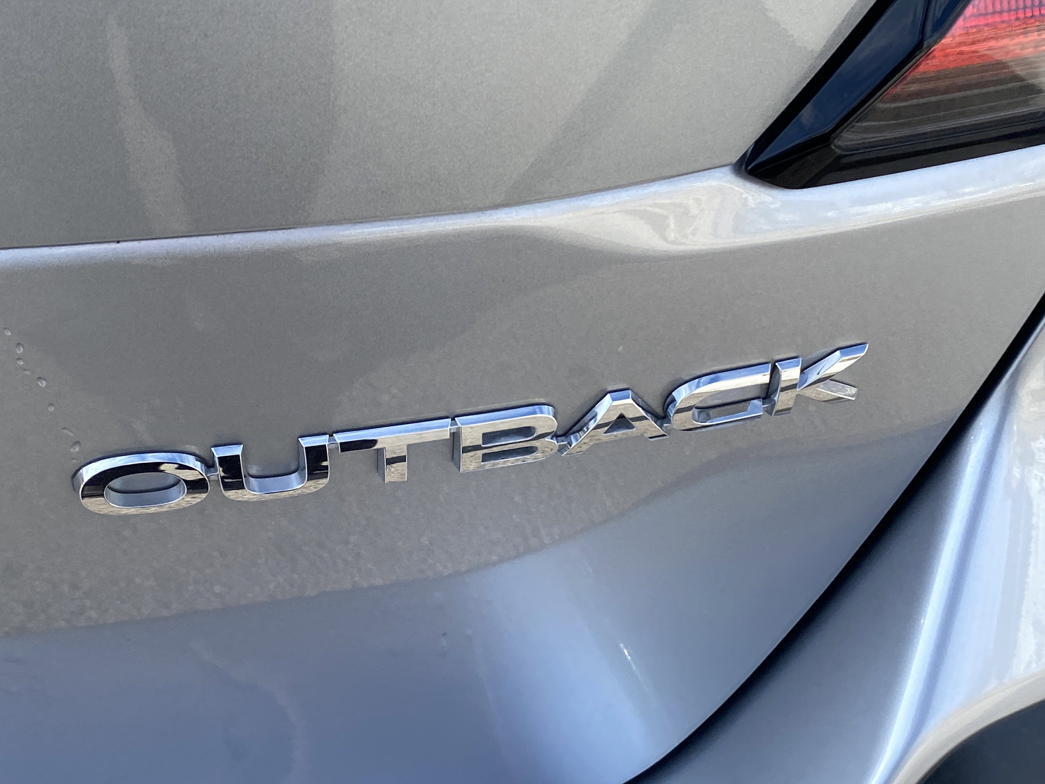 Used 2025 Subaru Outback Premium image 26