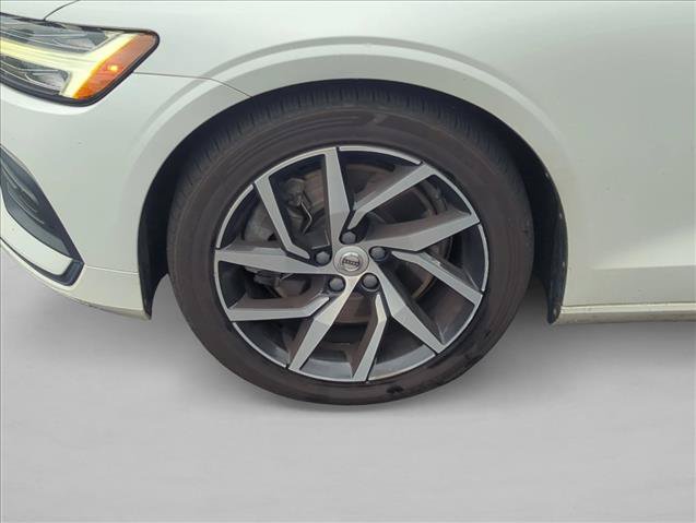 Used 2019 Volvo S60 T6 Momentum w/ Premium Package AWD/4WD image 28