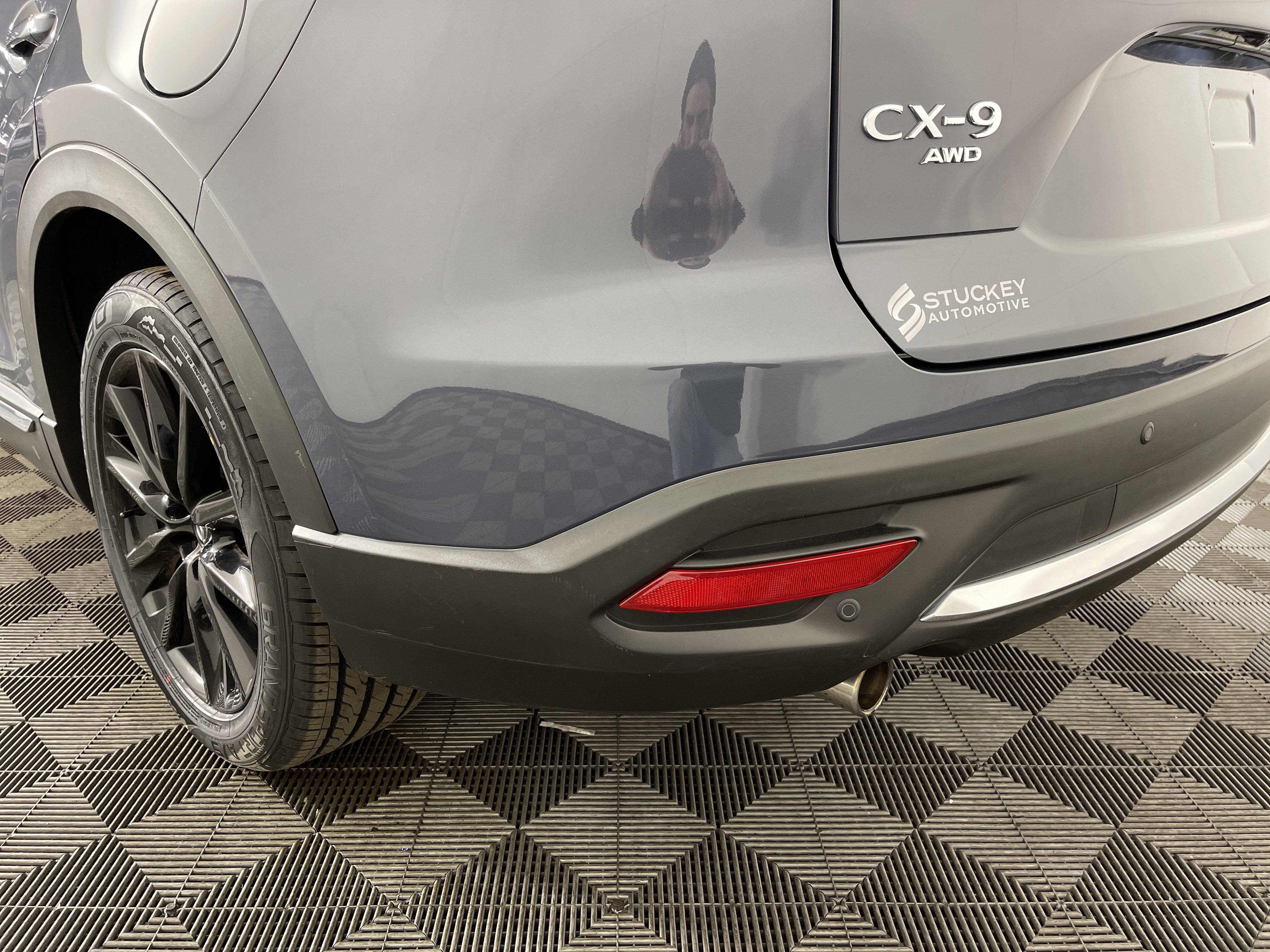 Used 2023 MAZDA CX-9 Carbon Edition image 9