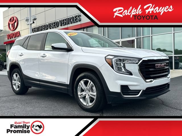 Used 2024 GMC Terrain SLE FWD image 1