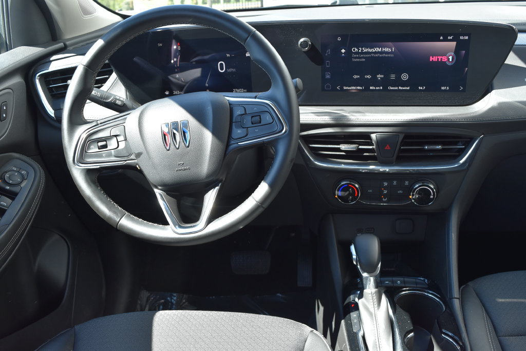 Used 2025 Buick Encore GX Preferred AWD/4WD image 12