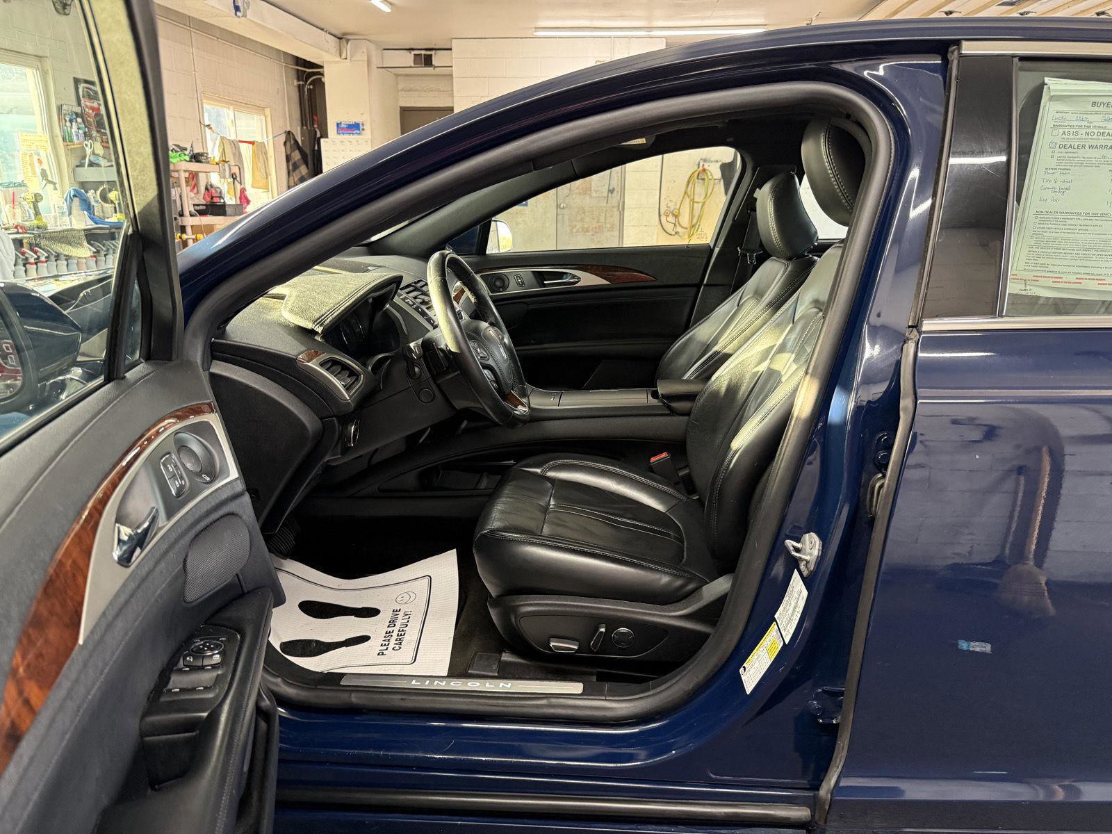 Used 2020 Lincoln MKZ Reserve w/ Elements Package image 13