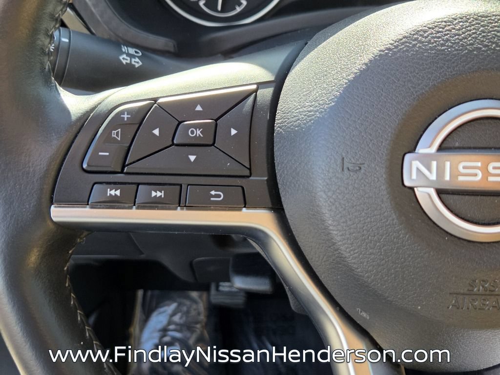 Used 2025 Nissan Sentra SV w/ SV Premium Package FWD image 23