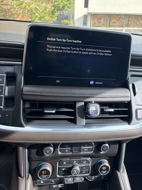 Used 2021 Chevrolet Tahoe LT w/ LT Signature Package image 16