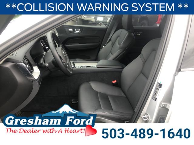 Used 2025 Volvo XC60 B5 Plus AWD/4WD image 11