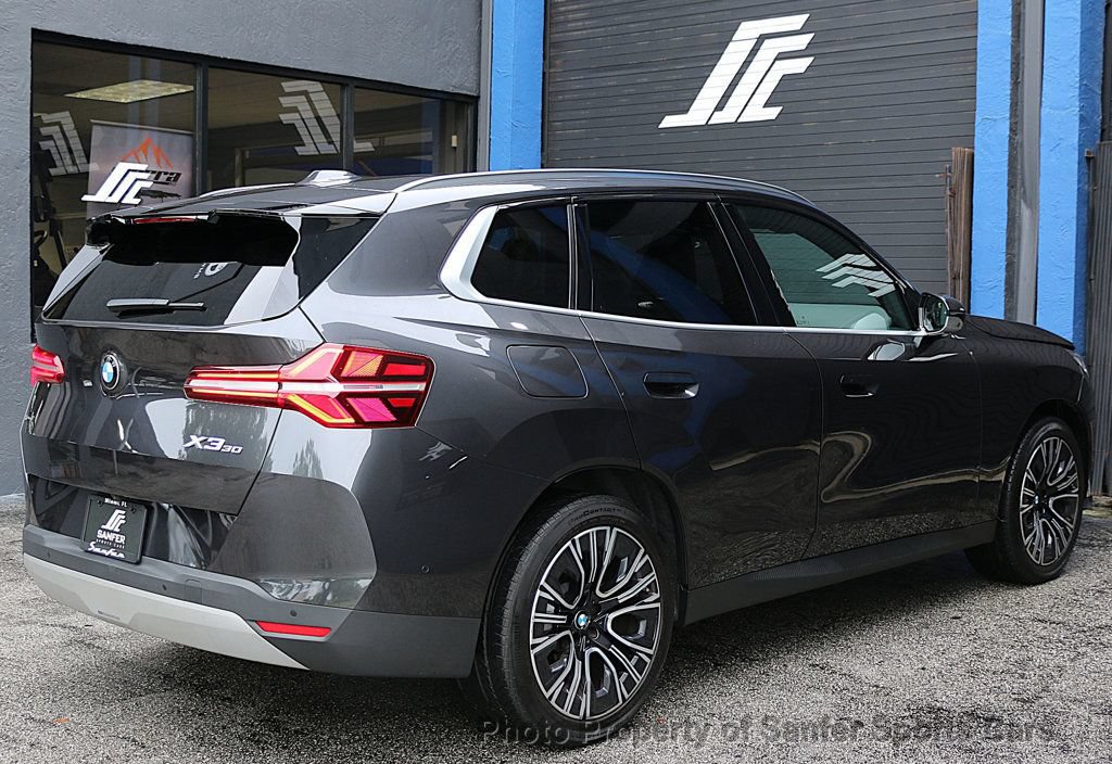 Used 2025 BMW X3 xDrive30i AWD/4WD image 6