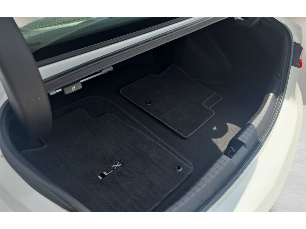 Used 2021 Acura ILX FWD image 9