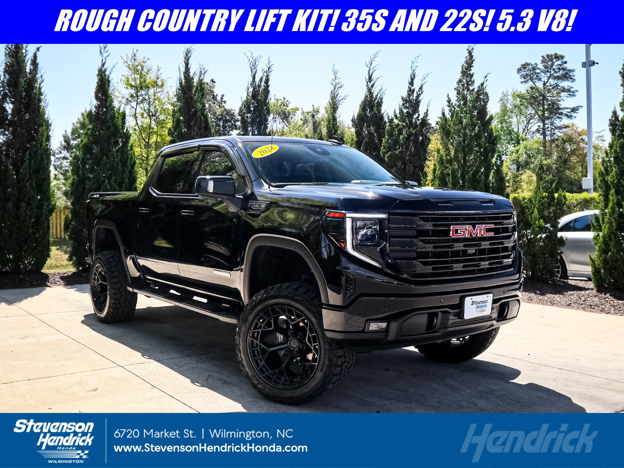 Used 2024 GMC Sierra 1500 Elevation w/ Preferred Package image 1