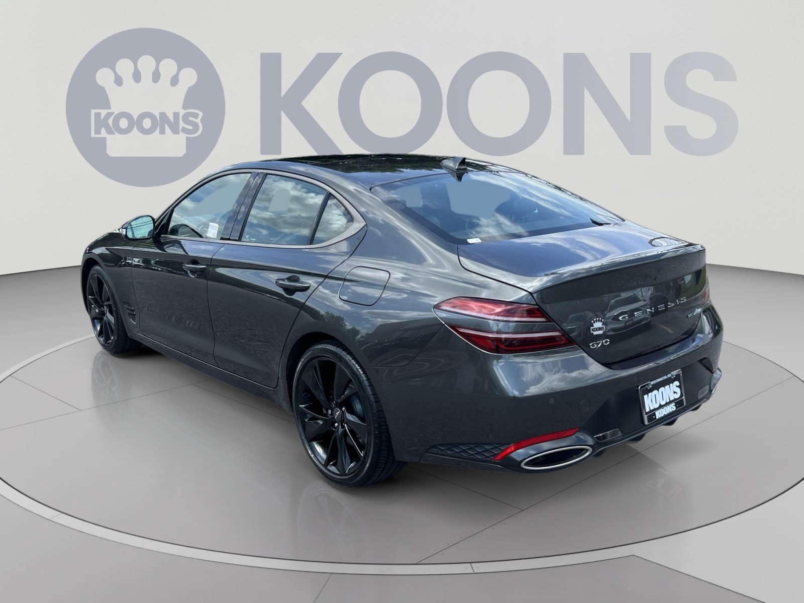 Used 2023 Genesis G70 3.3T w/ Sport Advanced Package AWD/4WD image 4