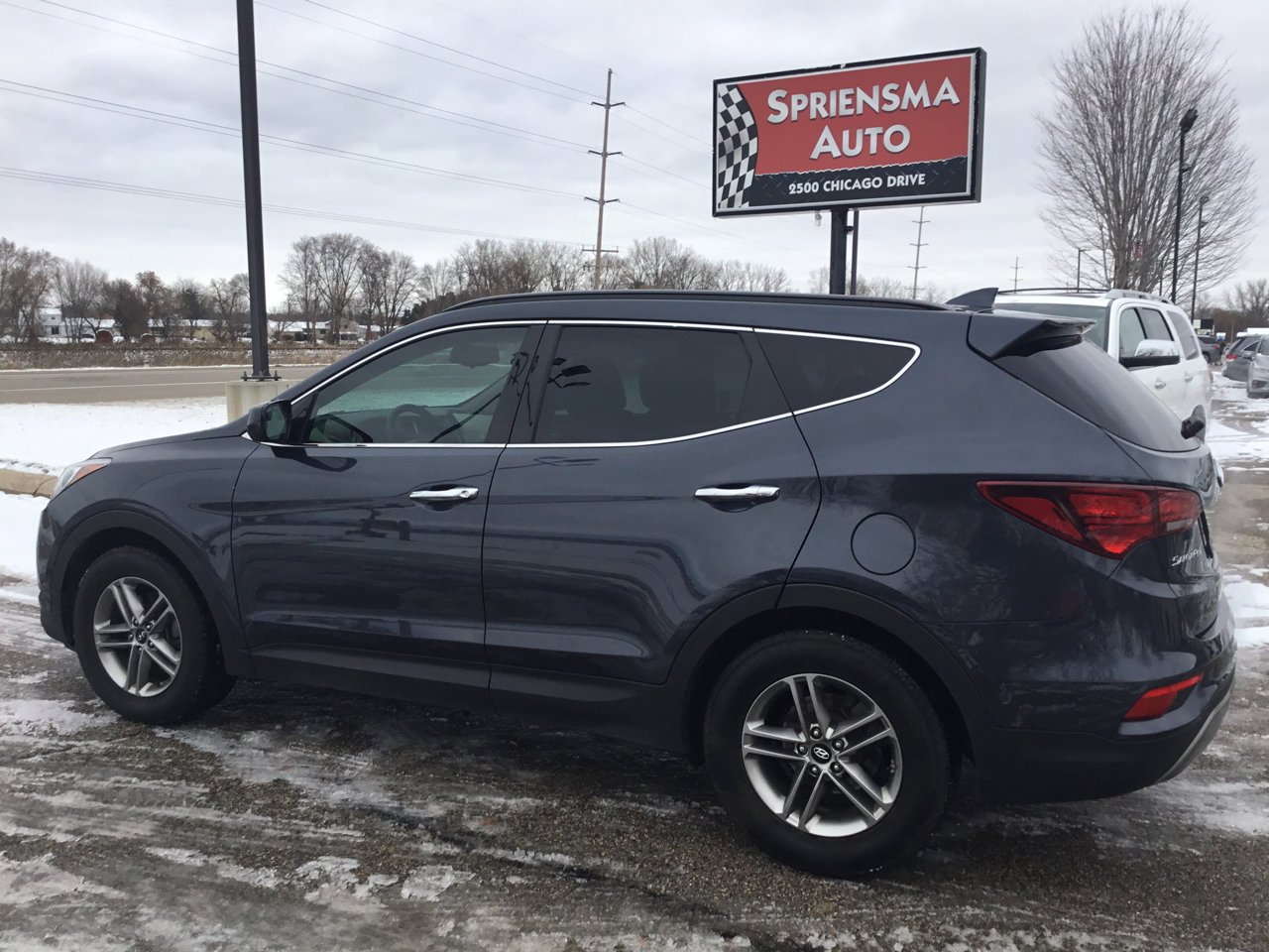 Used 2017 Hyundai Santa Fe Sport image 11