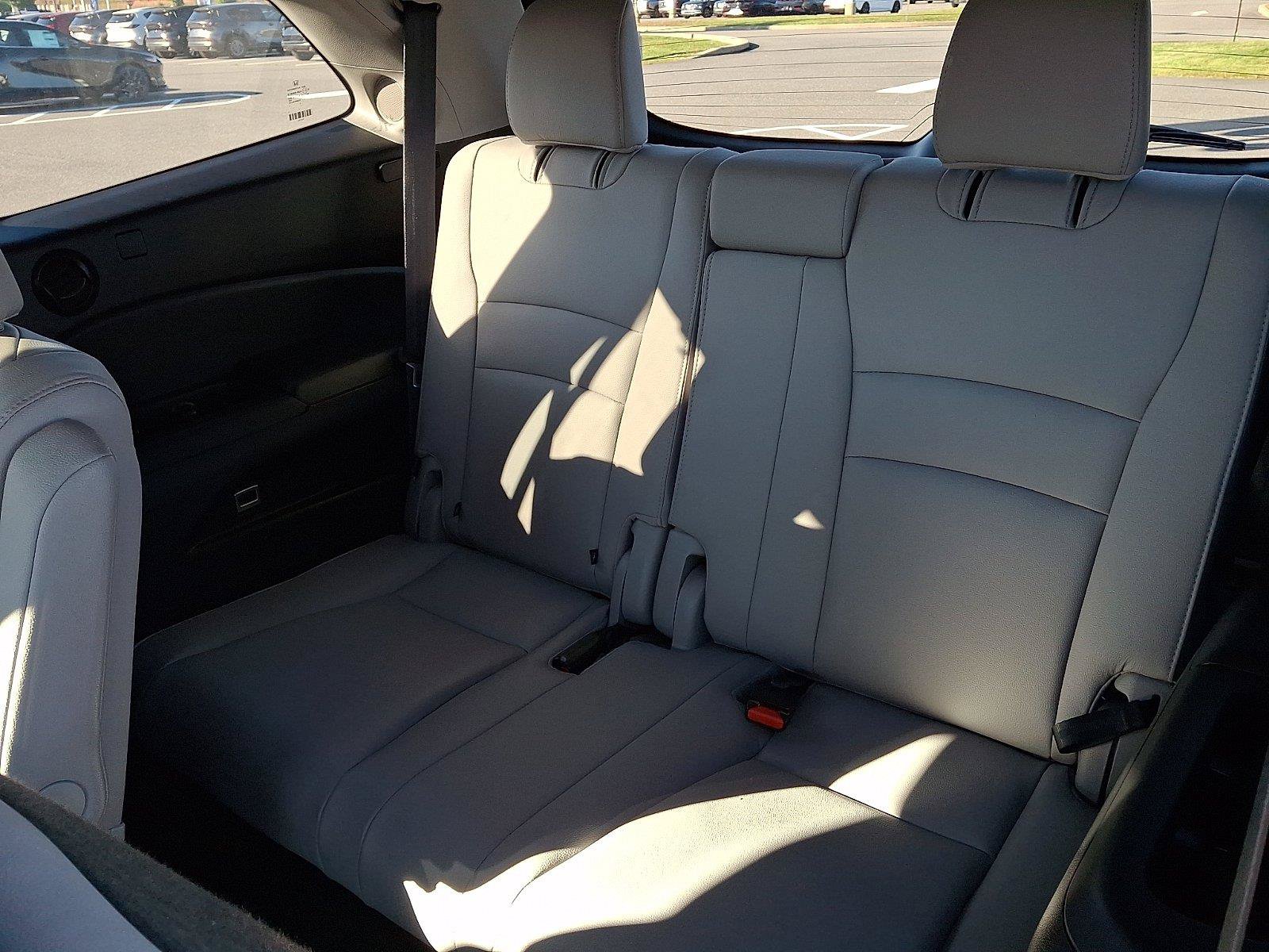 Used 2019 Honda Pilot Touring image 11