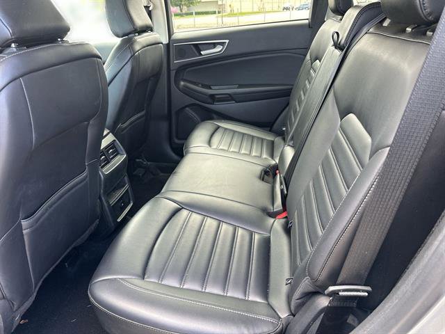 Used 2024 Ford Edge SEL image 45