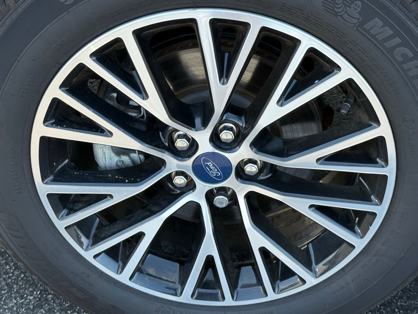 Used 2022 Ford Escape Titanium w/ Titanium Premium Package FWD image 10
