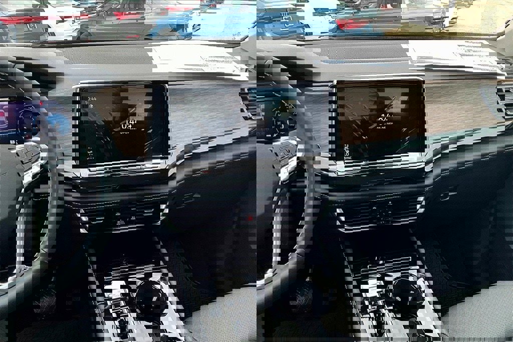 New 2026 Volkswagen Atlas SEL image 19