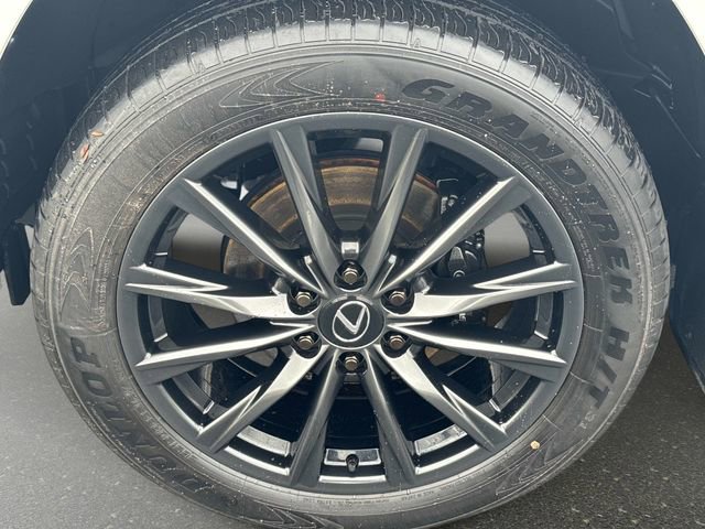 Used 2025 Lexus LX 700h F Sport AWD/4WD image 11