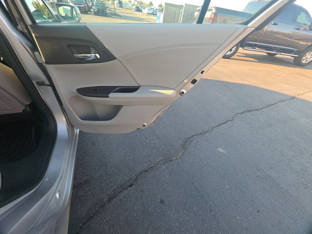 Used 2013 Honda Accord EX-L image 28