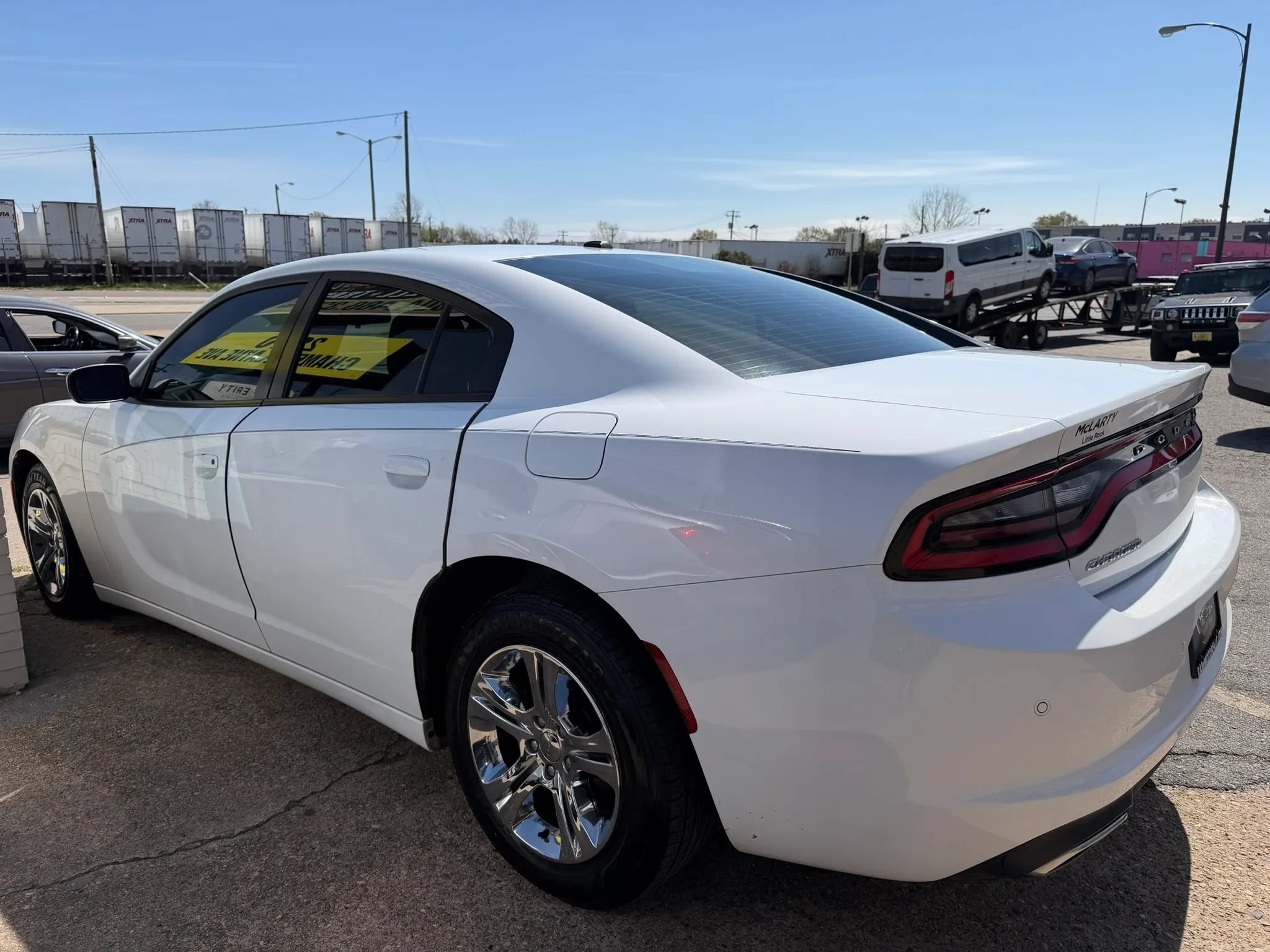 Used 2015 Dodge Charger SE w/ Popular Equipment Group RWD image 5