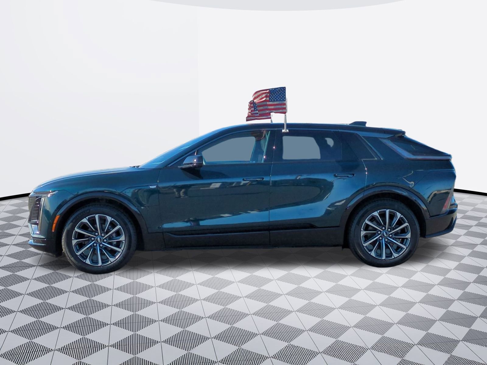 Certified 2024 Cadillac Lyriq Sport w/ Nappa Leather Package image 5