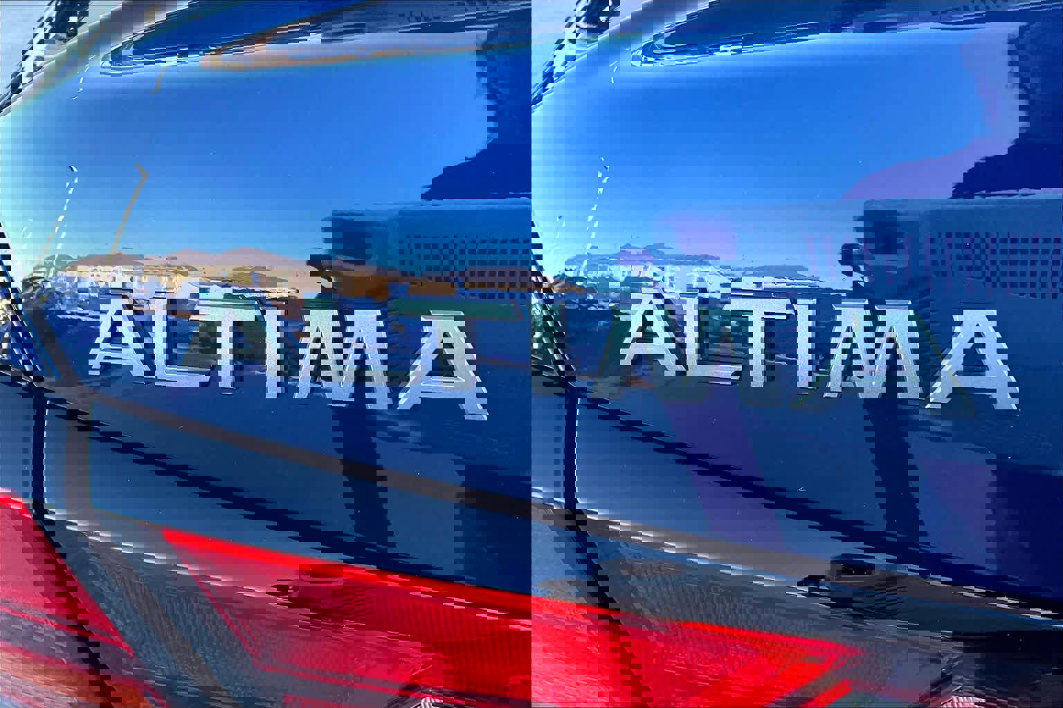 Certified 2024 Nissan Altima 2.5 SR image 9