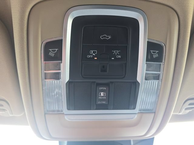 Used 2021 RAM 1500 Laramie AWD/4WD image 26