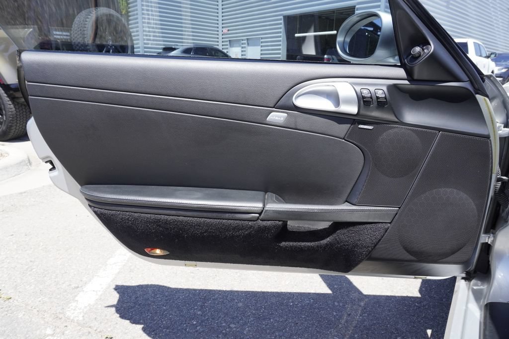 Used 2006 Porsche Cayman S RWD image 17