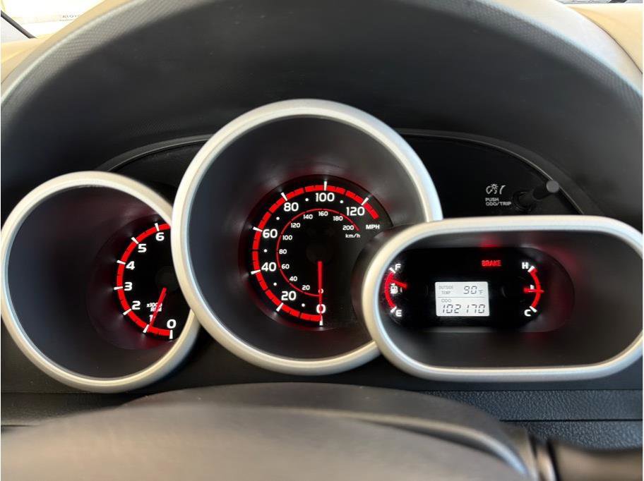 Used 2009 Toyota Matrix FWD image 16