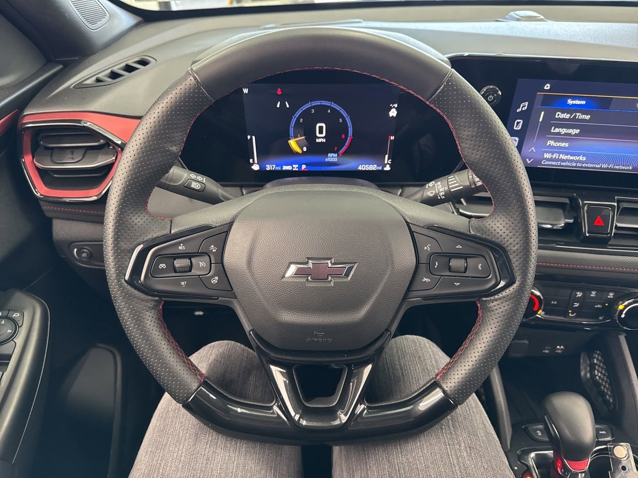 Used 2025 Chevrolet TrailBlazer RS w/ Driver Confidence Package image 17