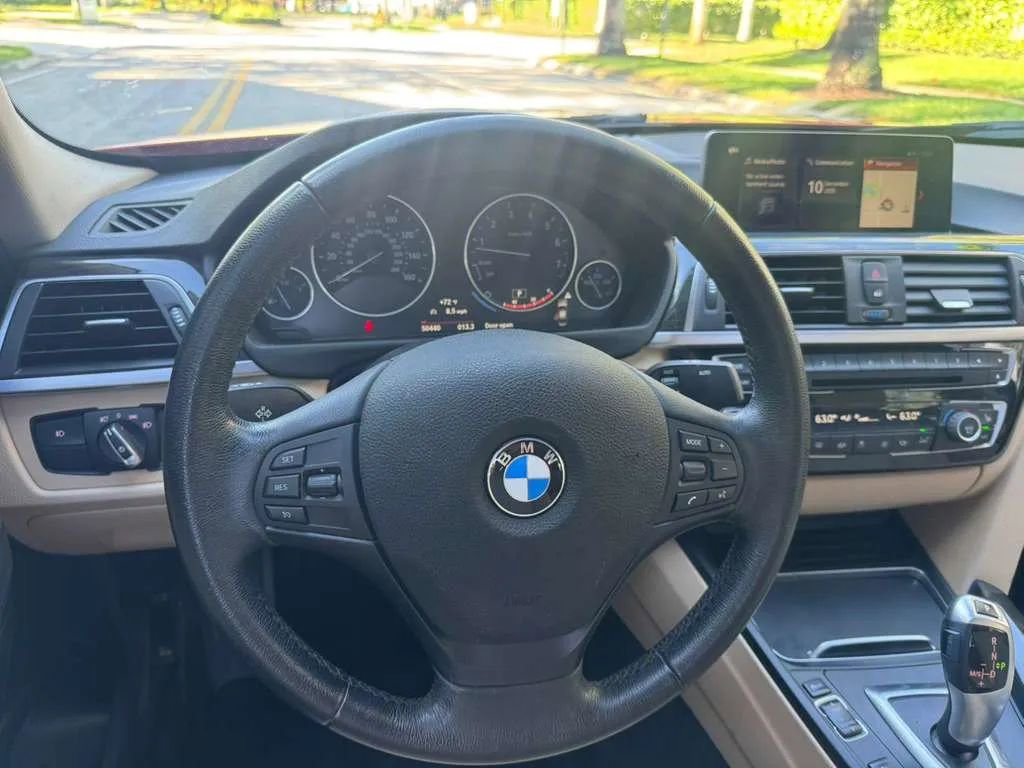 Used 2018 BMW 320i xDrive Sedan image 8