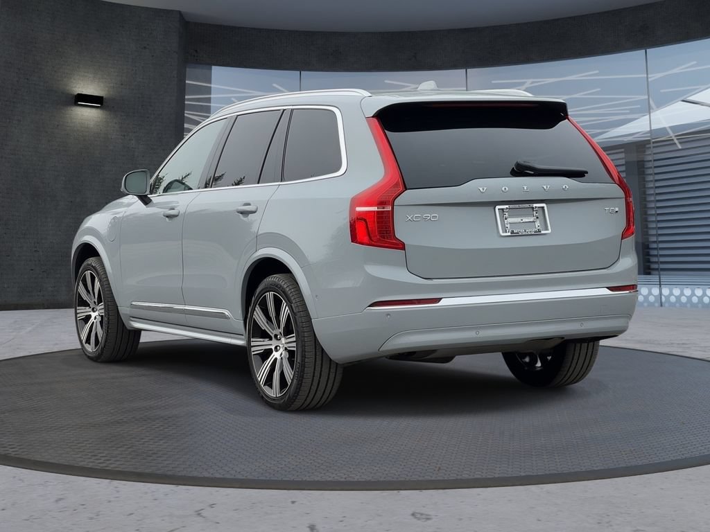 Used 2025 Volvo XC90 T8 Ultra w/ Protection Package Premier AWD/4WD image 3