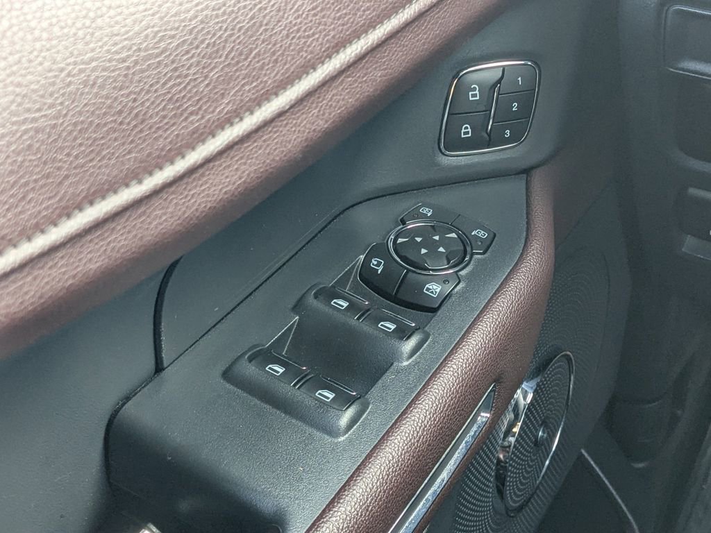 Used 2024 Ford Expedition Limited image 21