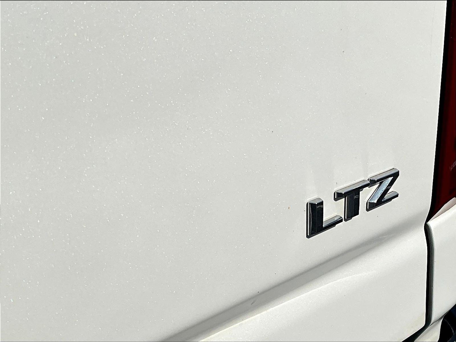 Used 2022 Chevrolet Silverado 2500 LTZ AWD/4WD image 24