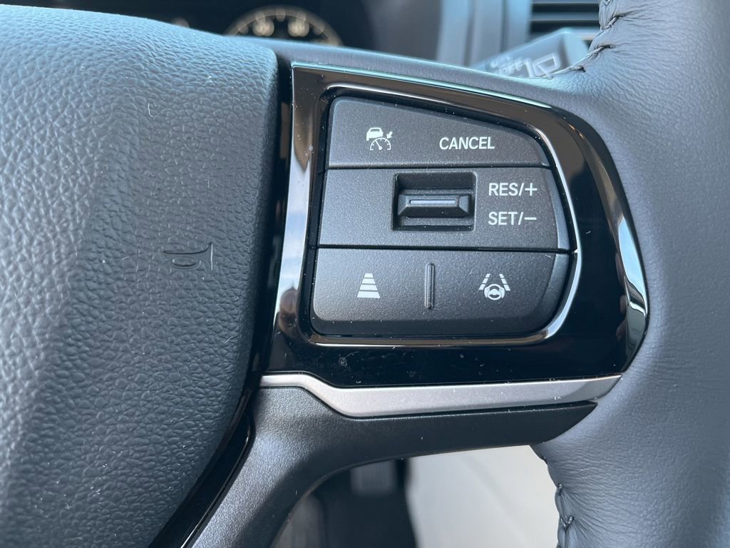 Used 2026 Honda Odyssey Touring image 23