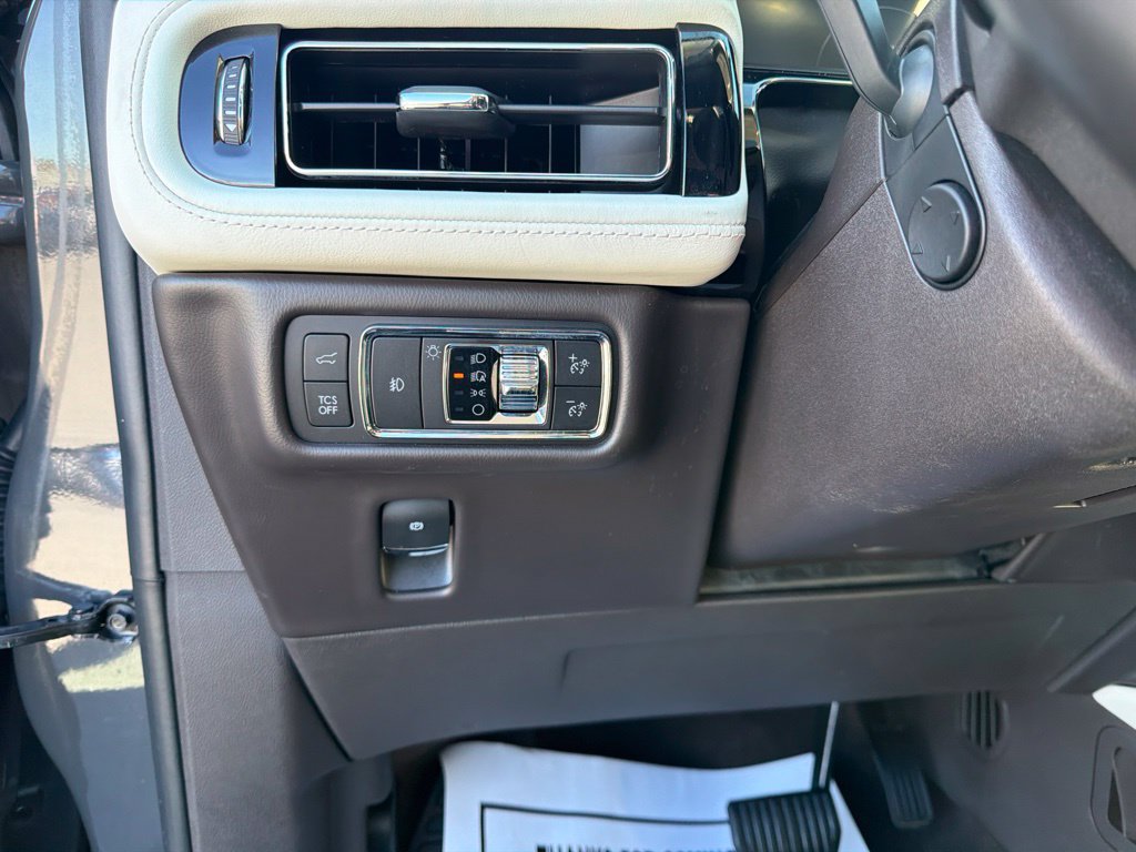 Certified 2022 Lincoln Nautilus Black Label w/ Class II Trailer Tow Package AWD/4WD image 28