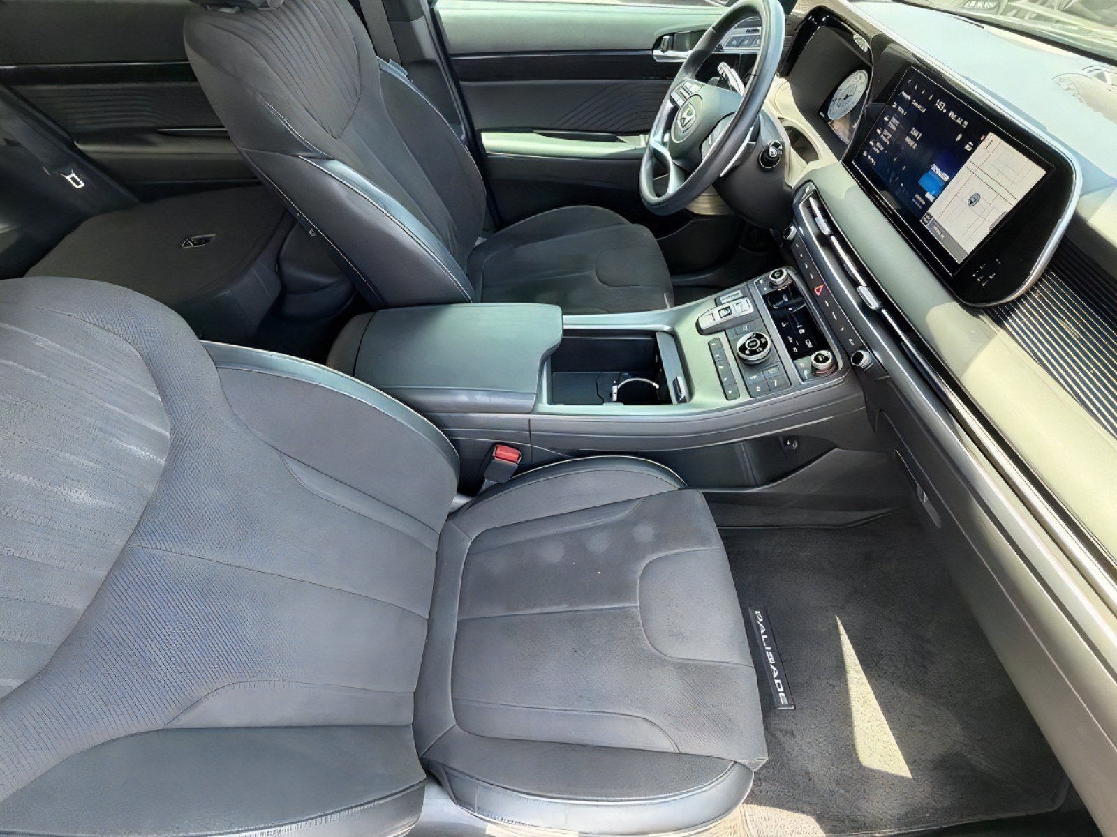 Used 2025 Hyundai Palisade Calligraphy AWD/4WD image 10
