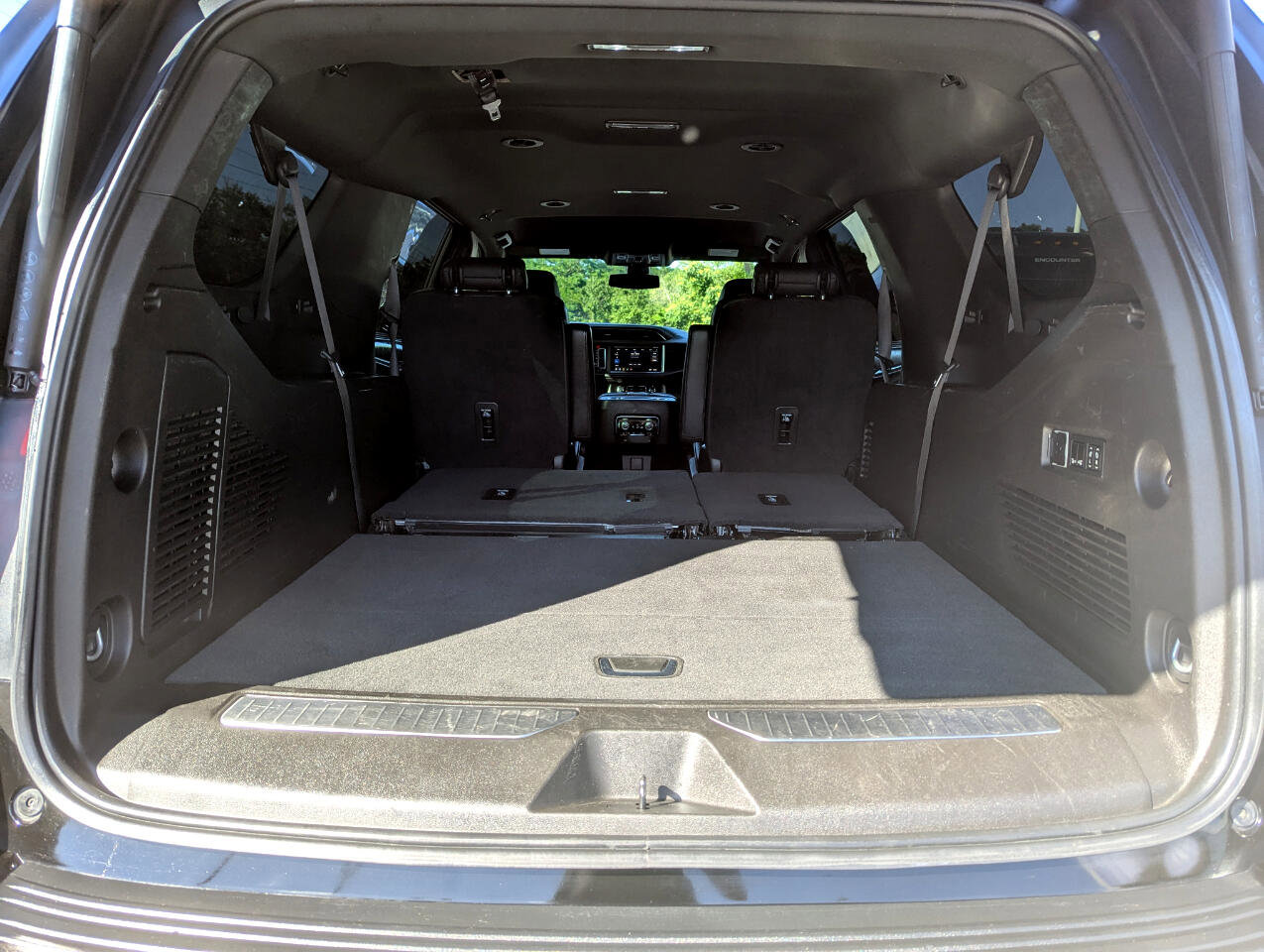 Used 2021 GMC Yukon XL Denali image 50