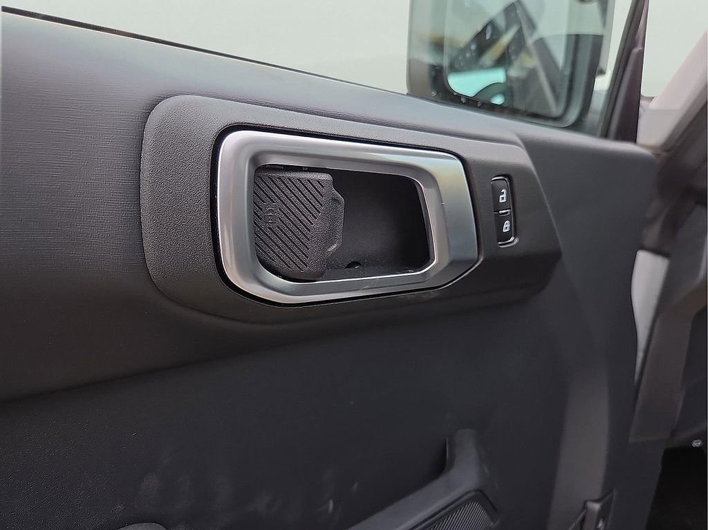 New 2026 Ford Bronco Badlands image 14