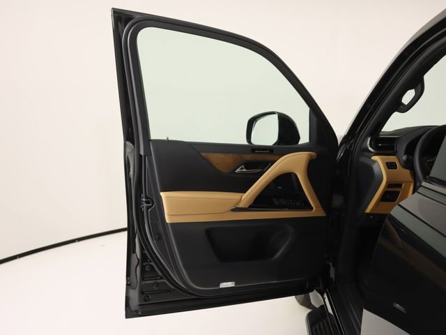 New 2026 Lexus LX 700h Luxury AWD/4WD image 10