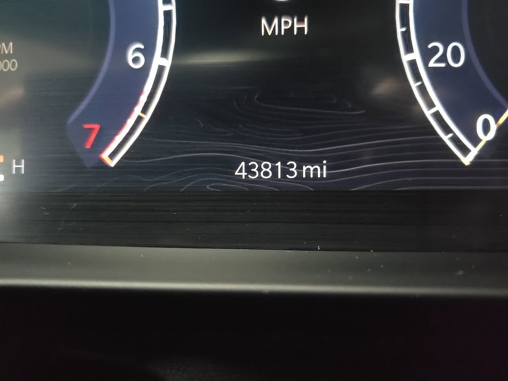 Used 2024 Jeep Grand Cherokee L Laredo image 22