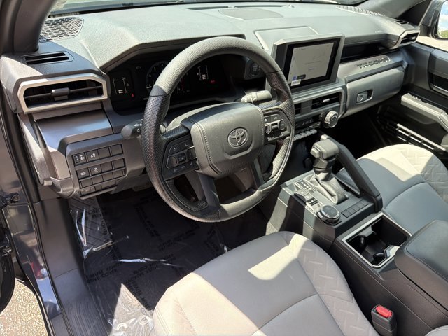 Used 2025 Toyota Tacoma SR5 AWD/4WD image 13