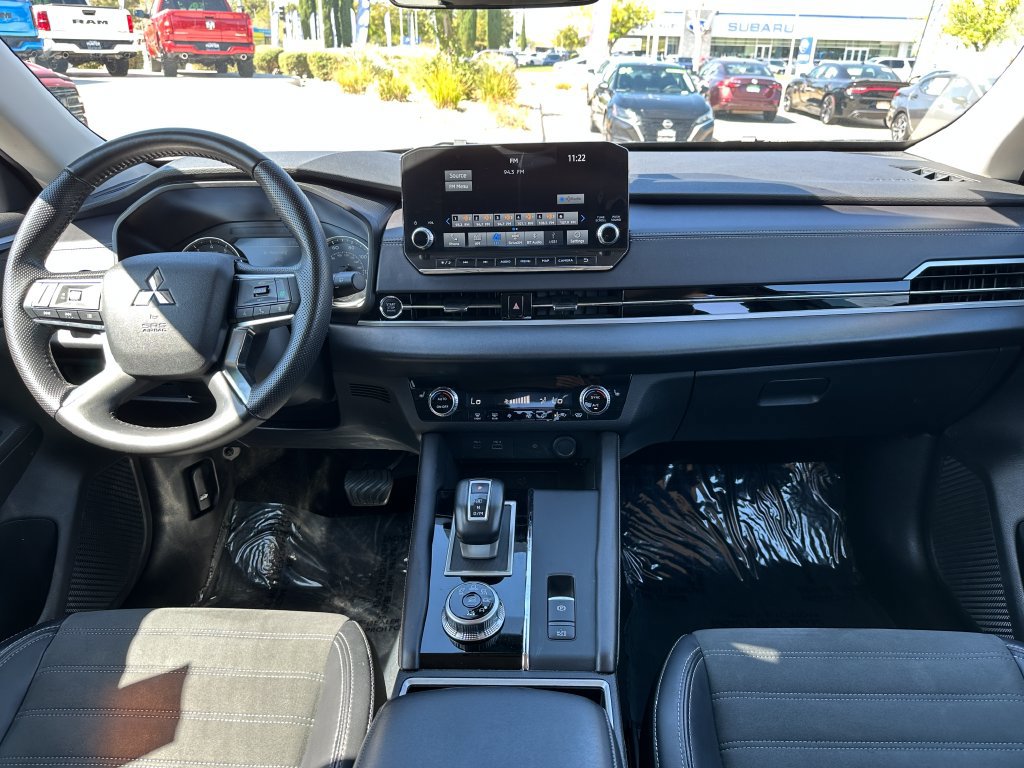 Used 2024 Mitsubishi Outlander SE AWD/4WD image 23