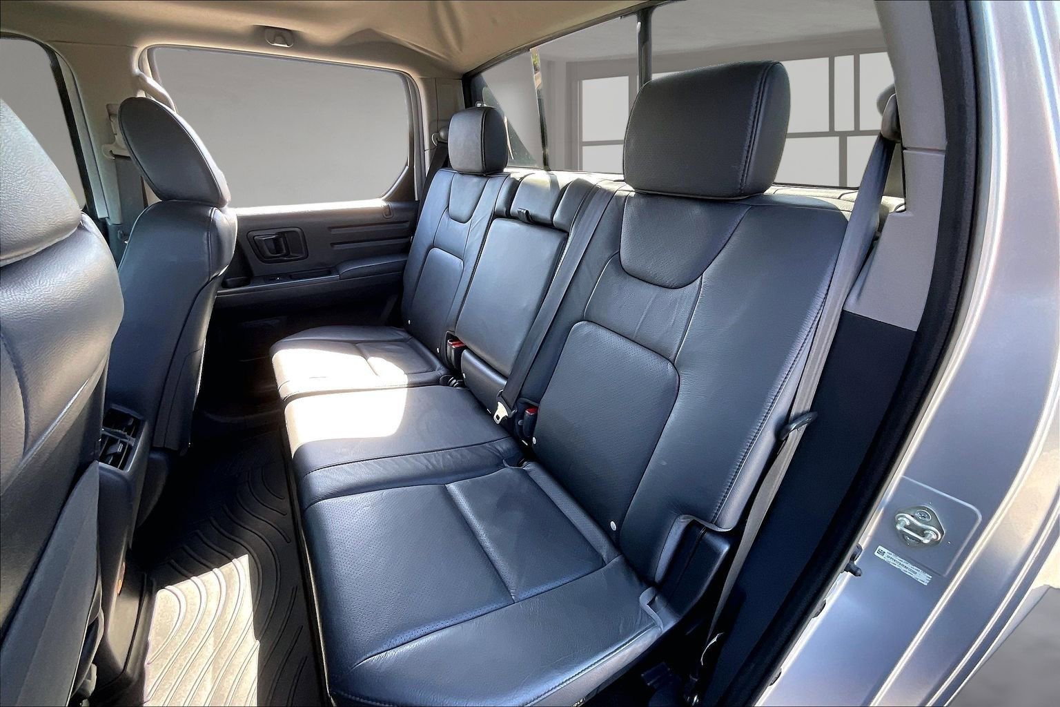 Used 2014 Honda Ridgeline SE image 23