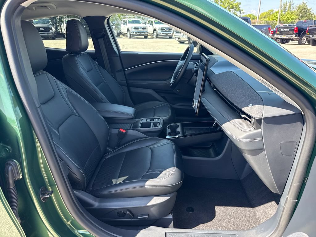 Used 2025 Ford Mustang Mach-E Premium RWD image 28