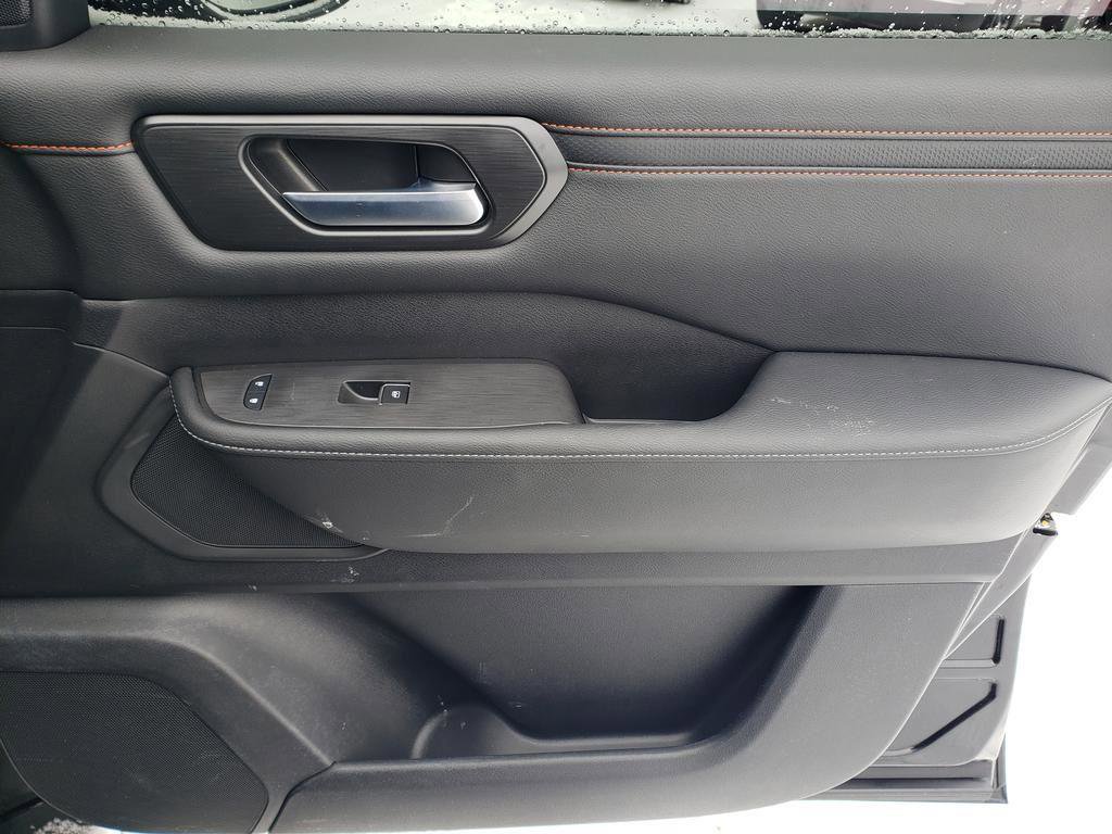 Certified 2025 Nissan Armada PRO-4X w/ Pro-4X Premium Package image 26