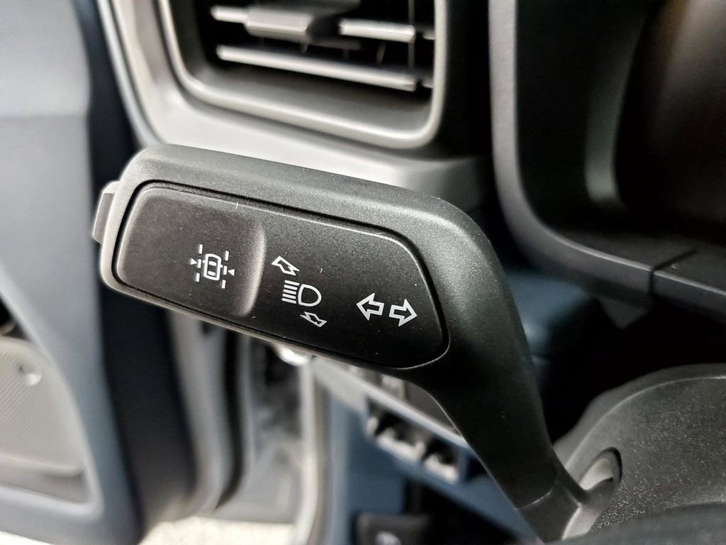 New 2025 Ford Maverick XLT w/ XLT Luxury Package image 31