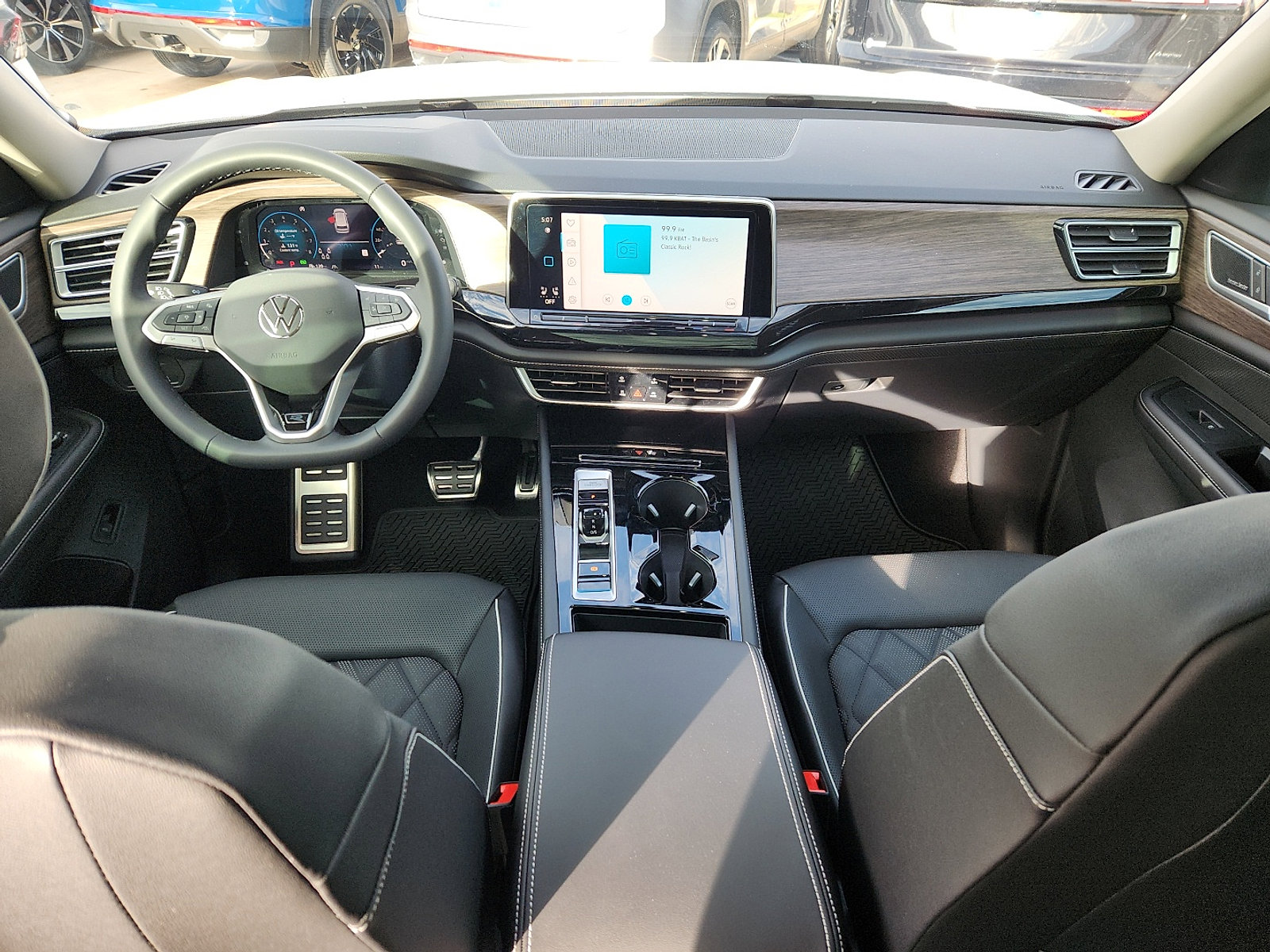 New 2026 Volkswagen Atlas SEL Premium R-Line image 11